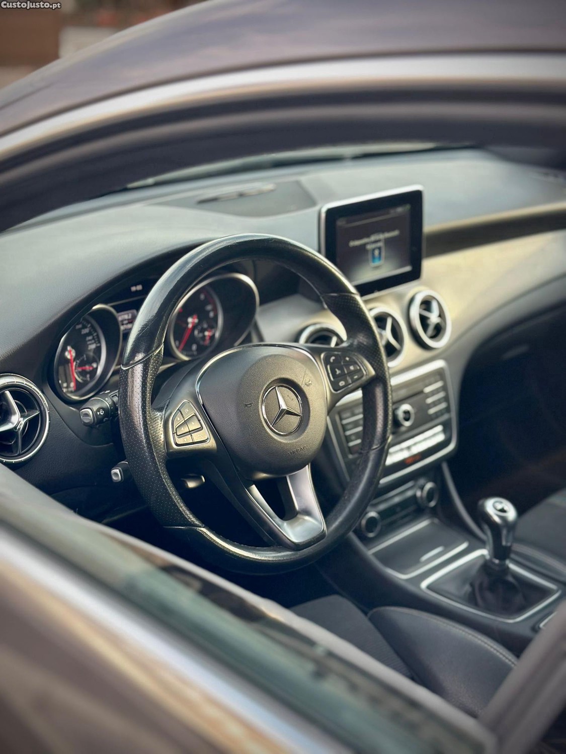 Mercedes-Benz CLA 180 Shooting Brake 180d — fotografia 7