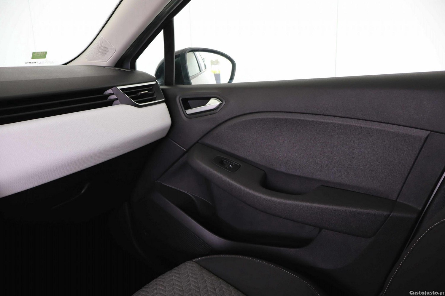 Renault Clio 1.0 TCe Evolution Bi-Fuel — fotografia 9