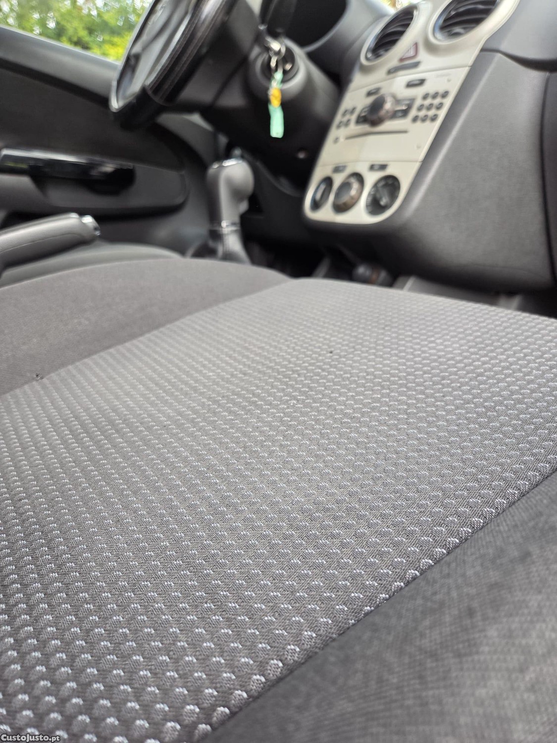 Opel Corsa 1.3 CDTI — fotografia 5