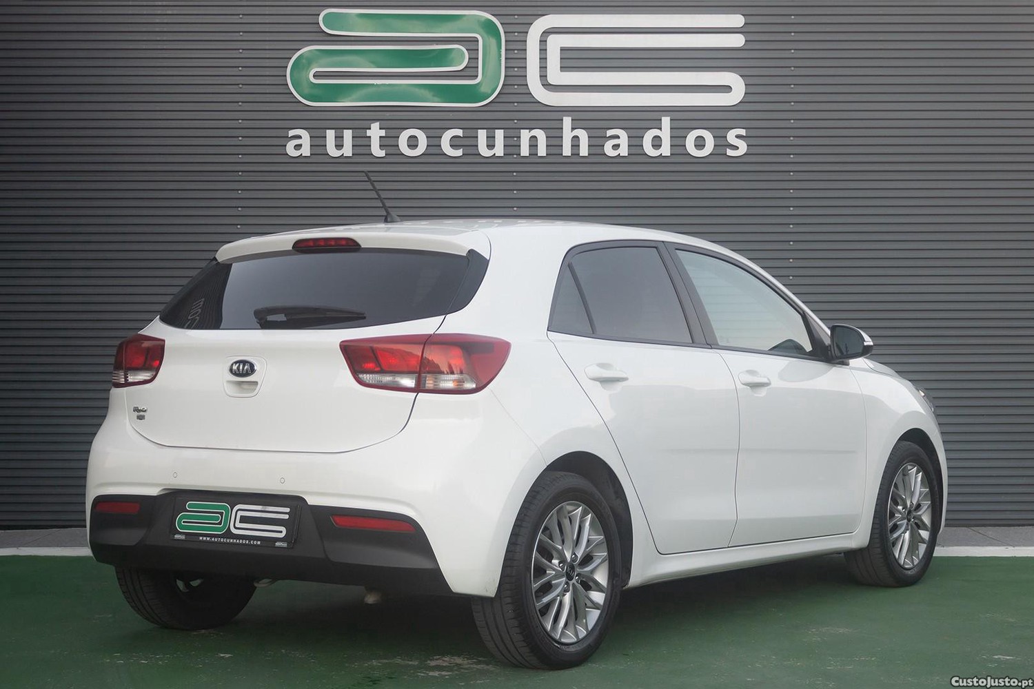 Kia Rio 1.2 CVVT Easy — fotografia 18