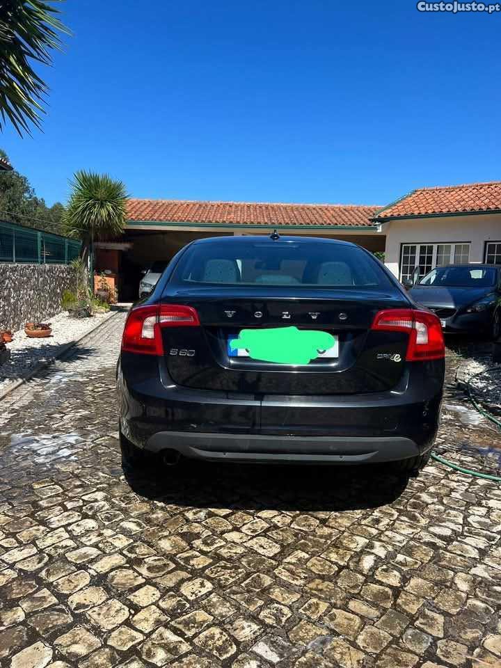 Volvo S60 D2 — fotografia 10