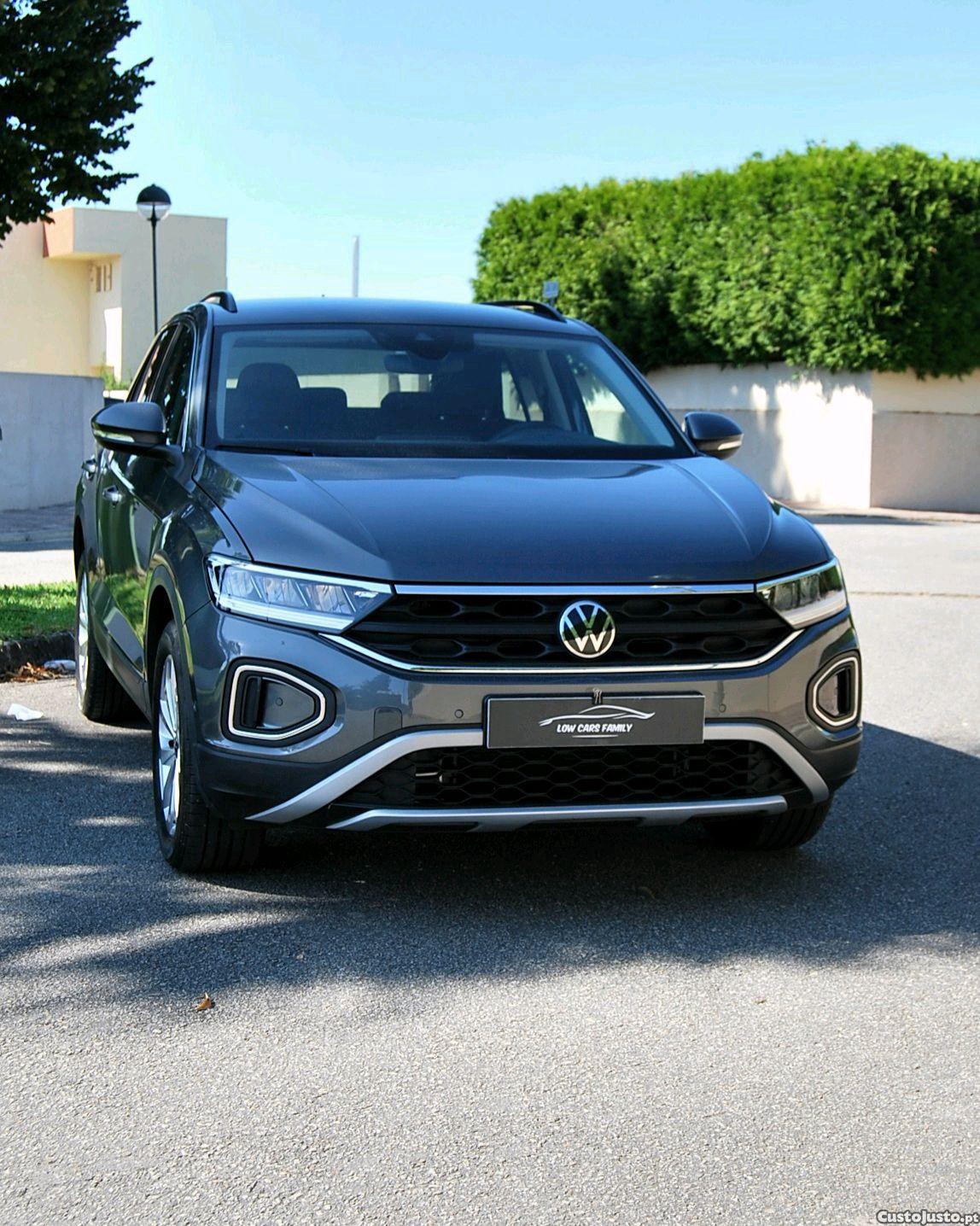 Volkswagen T-Roc 1.0TSI — fotografia 11