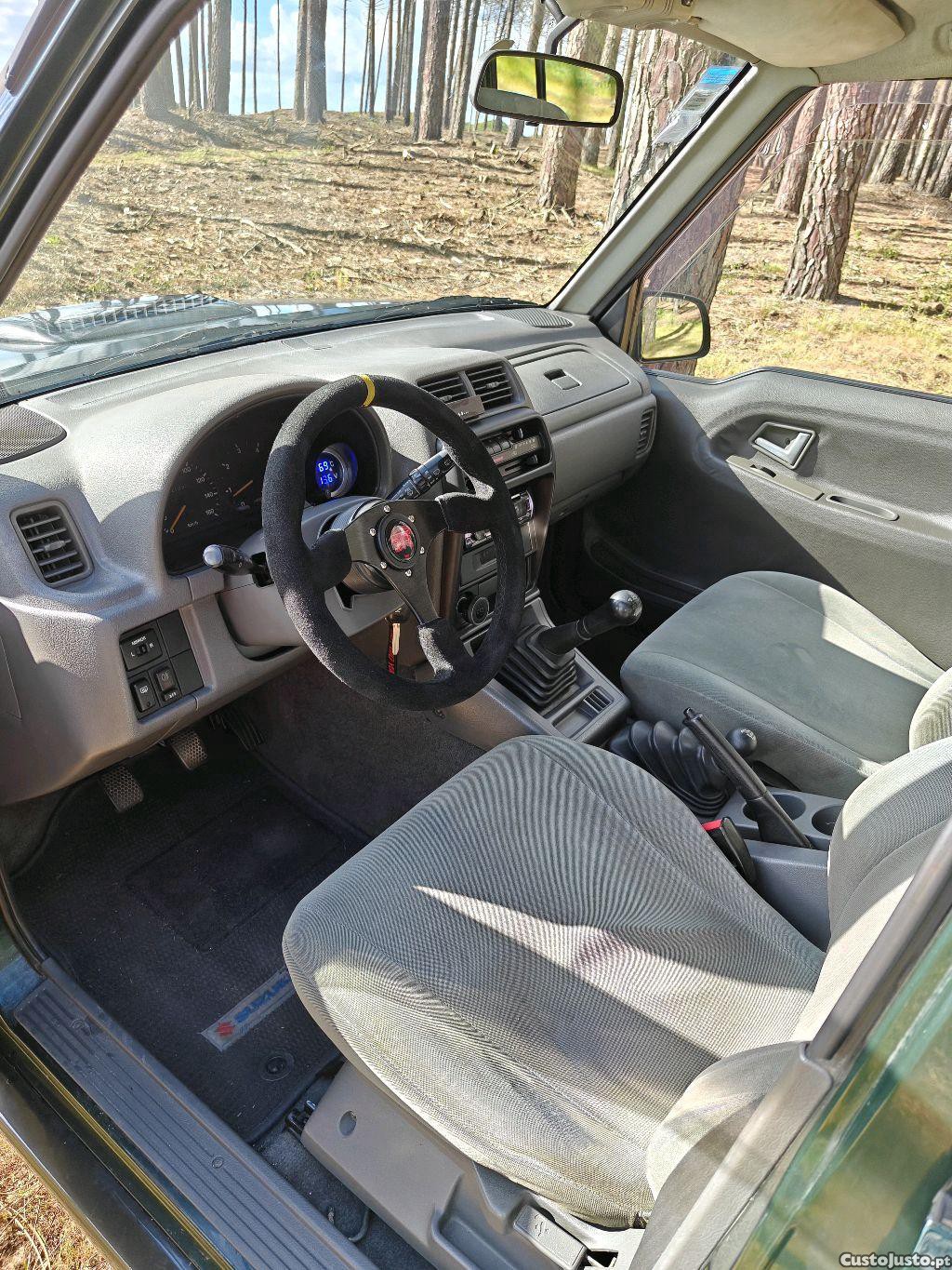 Suzuki Vitara JR 2.0TD — fotografia 4