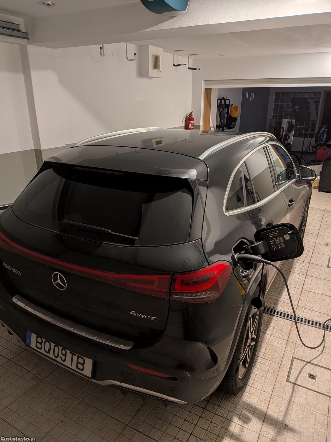 Mercedes-Benz EQA 350 4Matic — fotografia 8