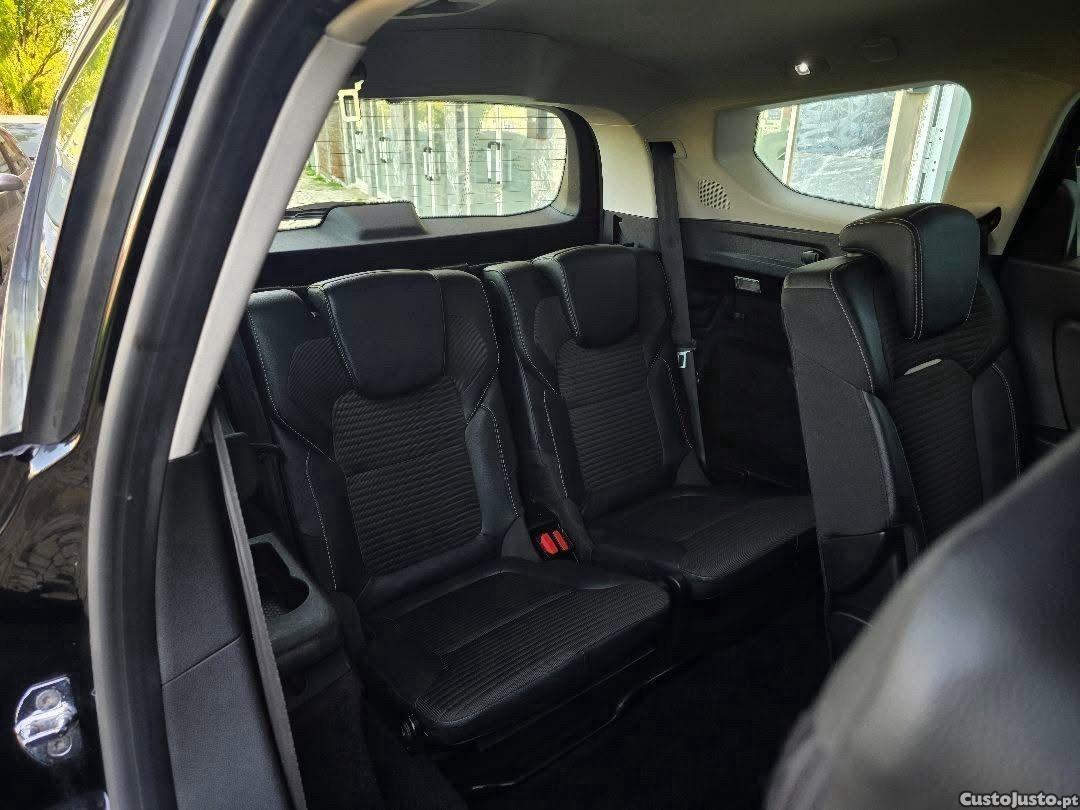 Renault Grand Scénic 1.5 dCi Intens EDC SS — fotografia 18