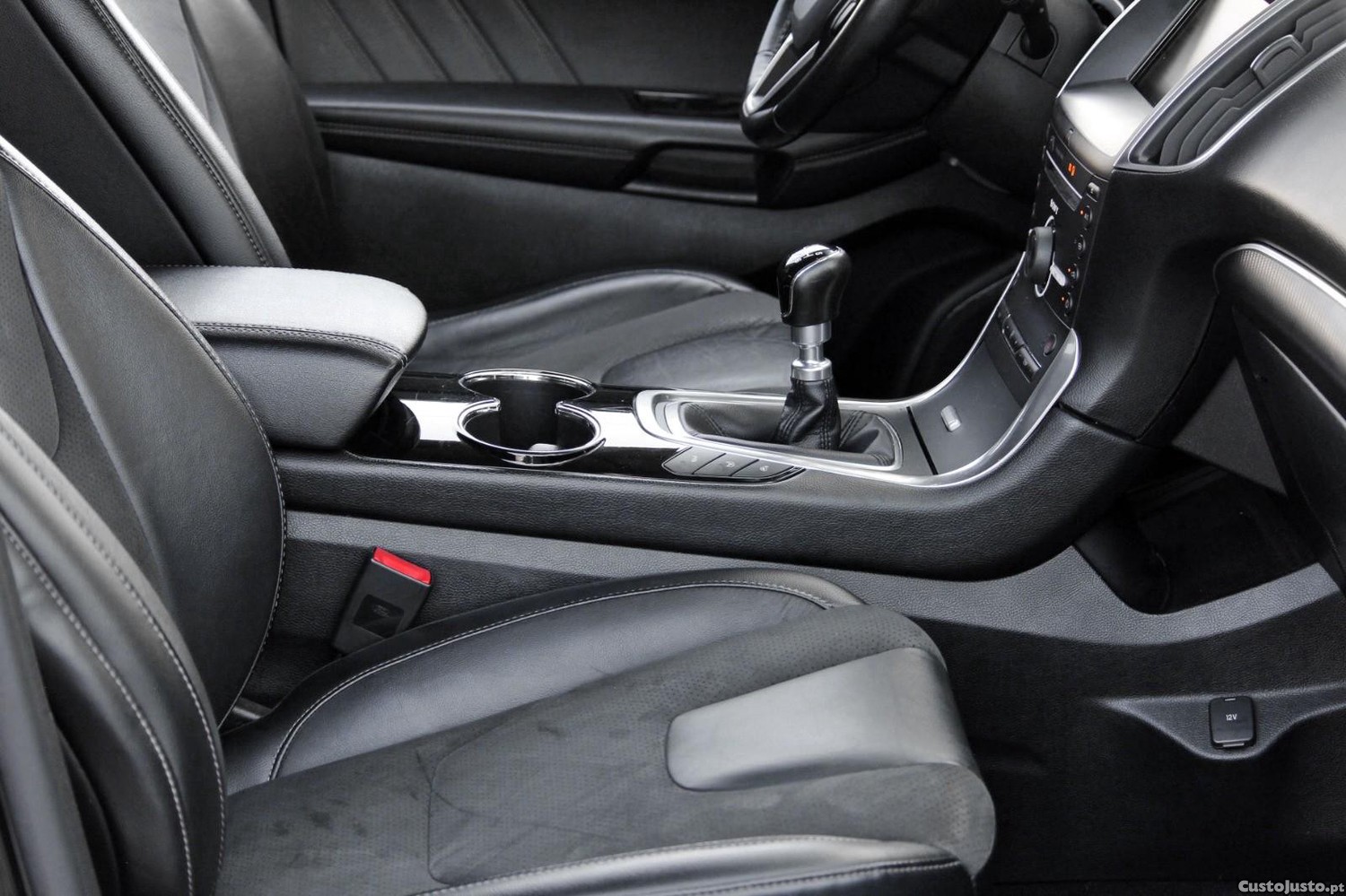 Ford Edge 2.0 TDCi Sport — fotografia 14