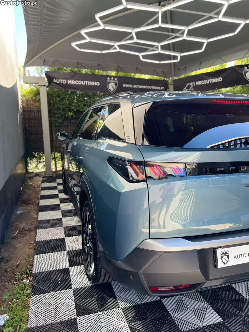 Peugeot 5008 1.2 hybrid allure e-dcs6 — fotografia 12
