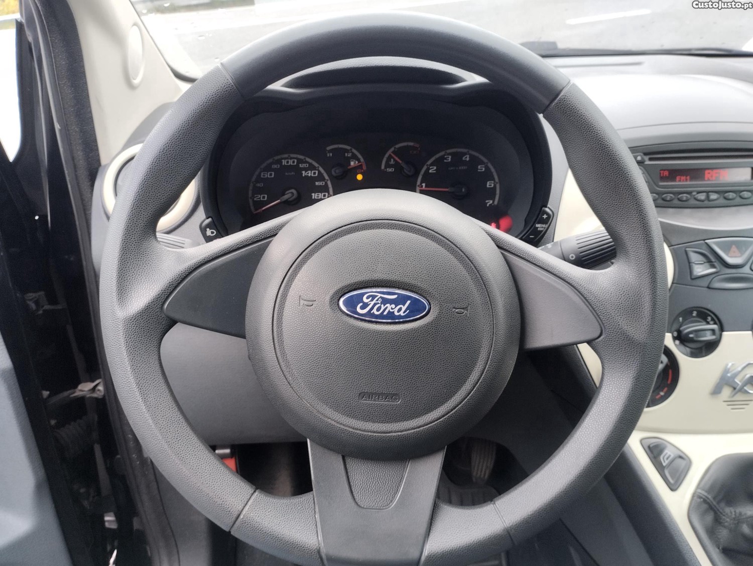 Ford KA 1.3 TDCI S&S Trend c/ A/C - Citadino - diesel - 5 lugares - "Preço Imbatível" — fotografia 4