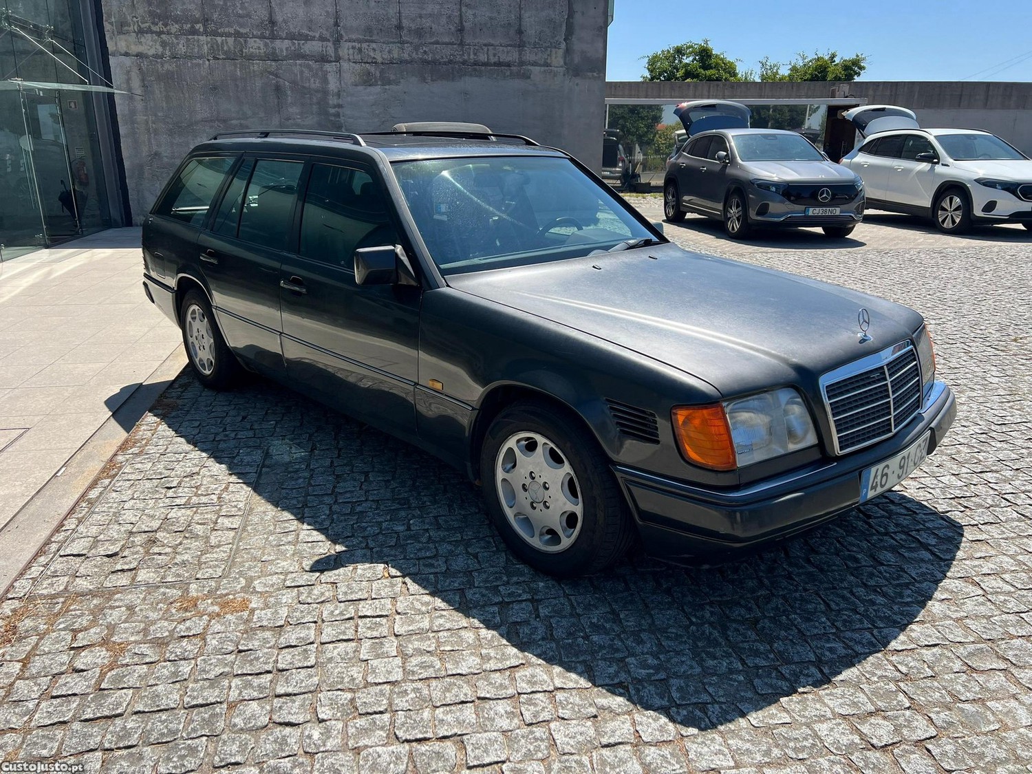 Mercedes-Benz E 250 D Turbo - 93 — photo 4