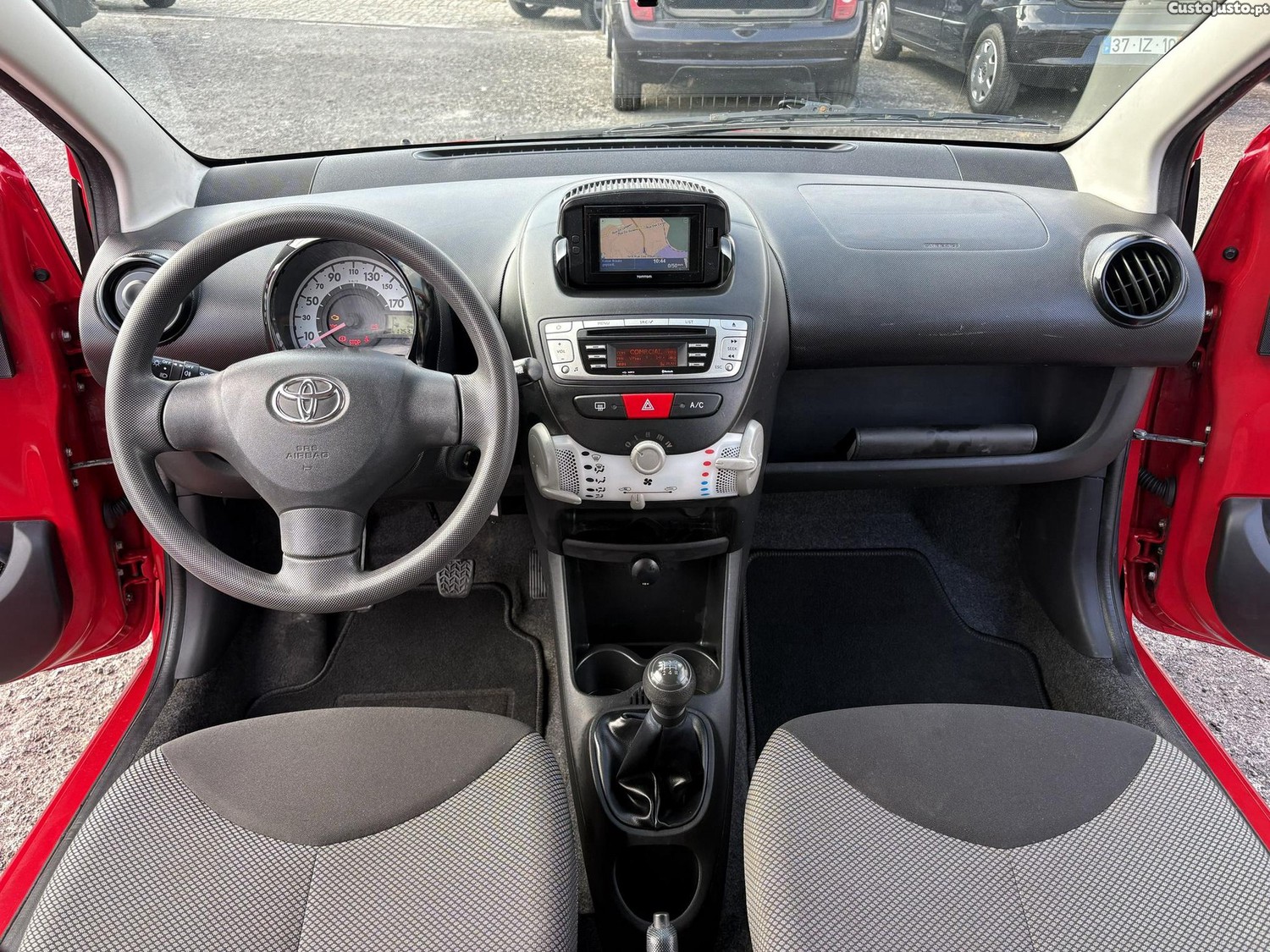 Toyota Aygo 1.0 Power Pack — fotografia 10