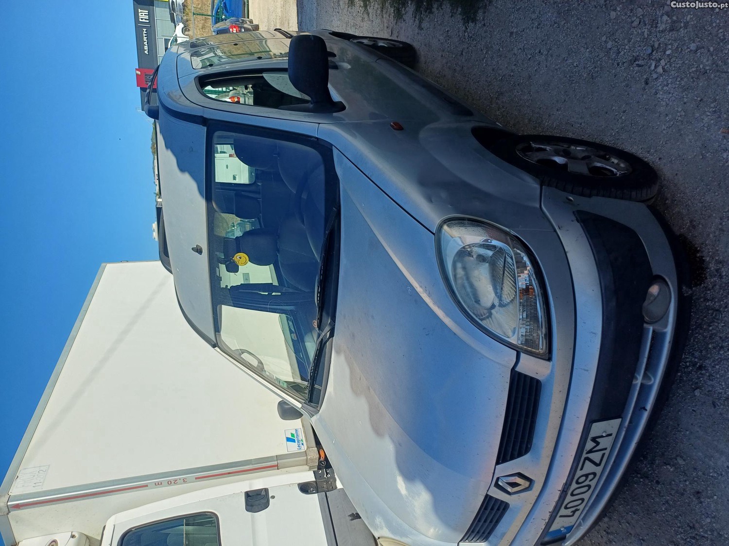 Renault Kangoo 1.5 dci 5 lugares — fotografia 4