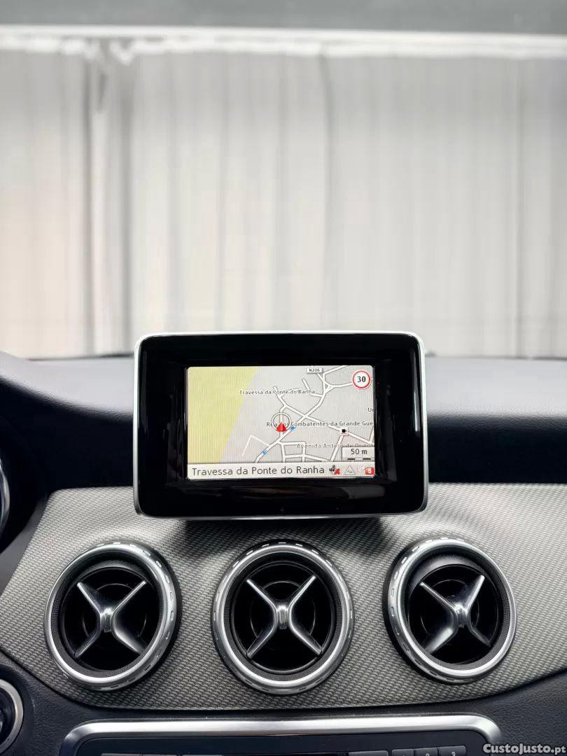 Mercedes-Benz GLA 200 Aut. — fotografia 10