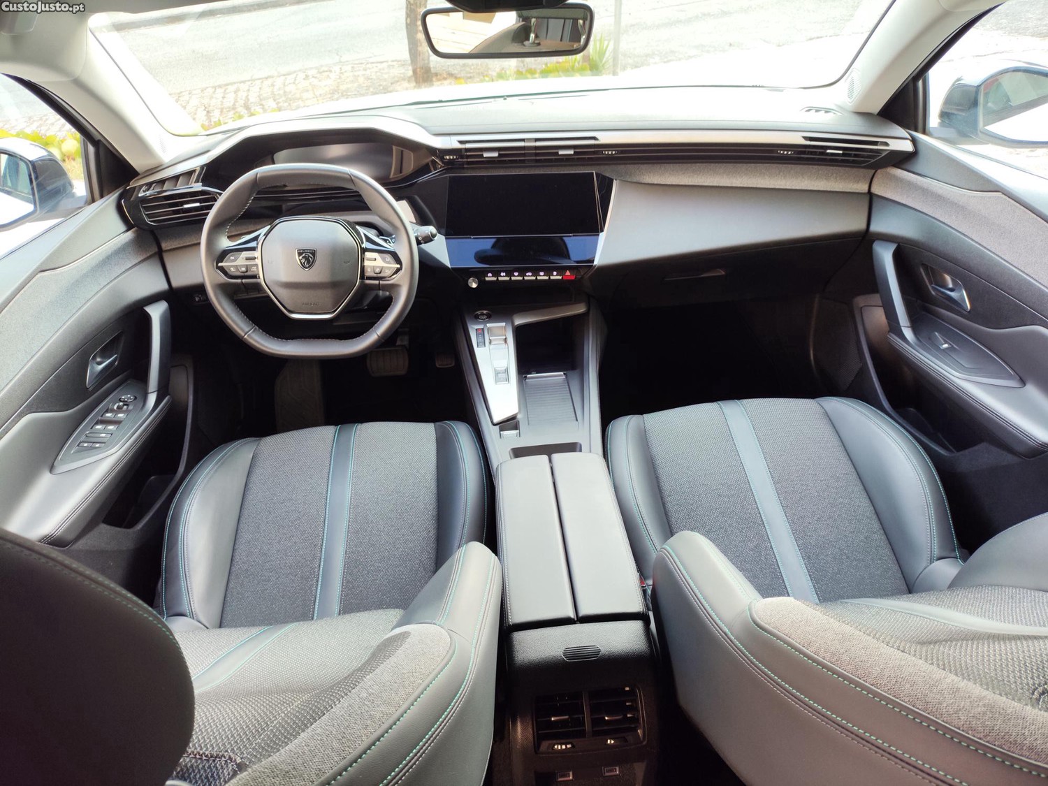 Peugeot 308 1.2 Puretech Allure EAT8 — fotografia 6