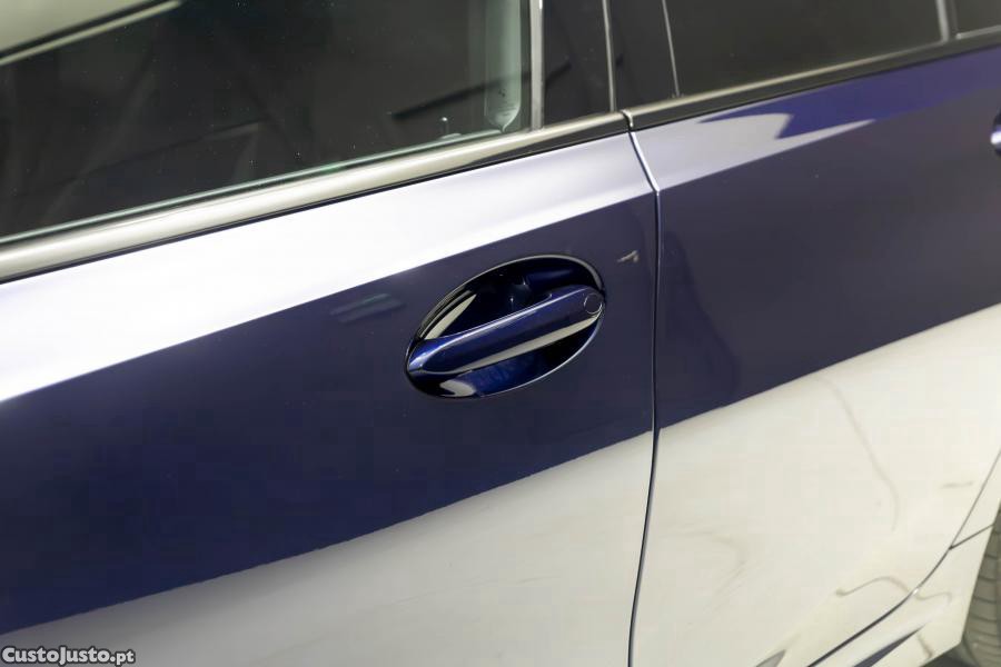 BMW 320 e Pack Desportivo M — fotografia 13