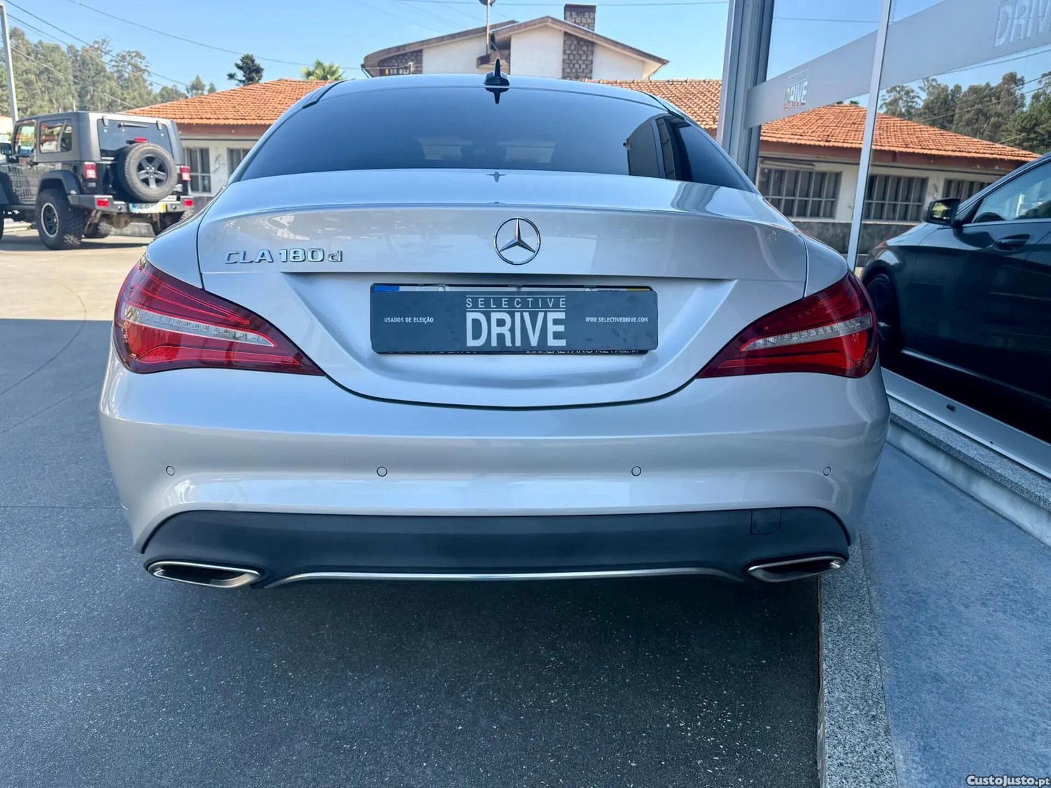 Mercedes-Benz CLA 180 d Urban — fotografia 10