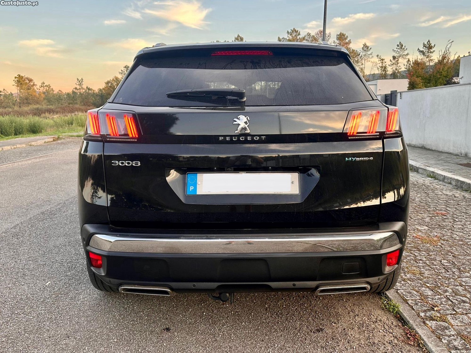 Peugeot 3008 1.6 HYBRID4 300CV - GT-Pack - COMO NOVO - 21 — photo 4
