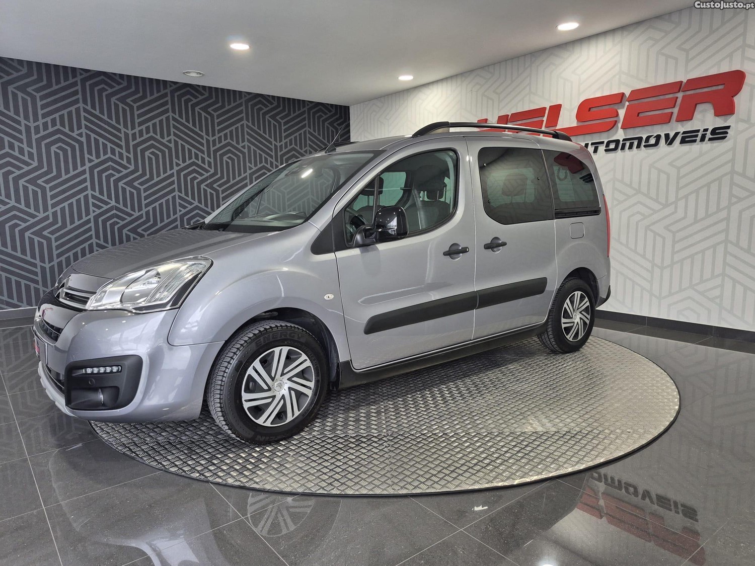 Citroën Berlingo 1.6 BlueHdi 5 Lug - 16 — photo 3