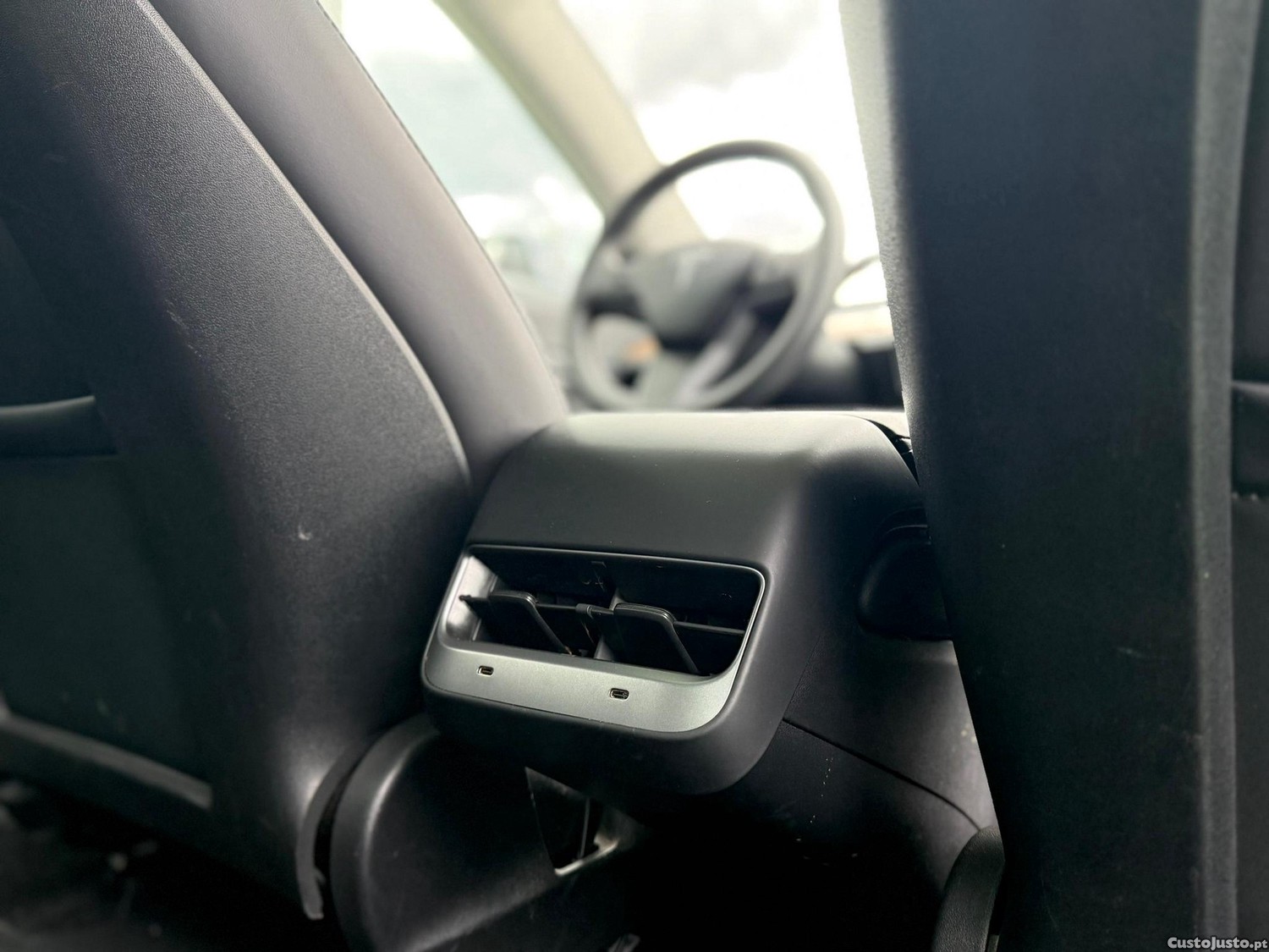 Tesla Model 3 Long-Range Dual Motor AWD — fotografia 7