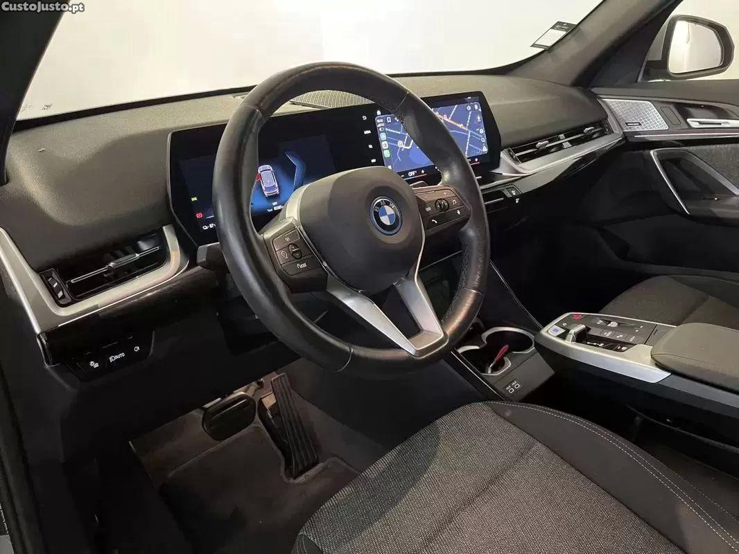 BMW iX1 Xdrive30 — fotografia 25