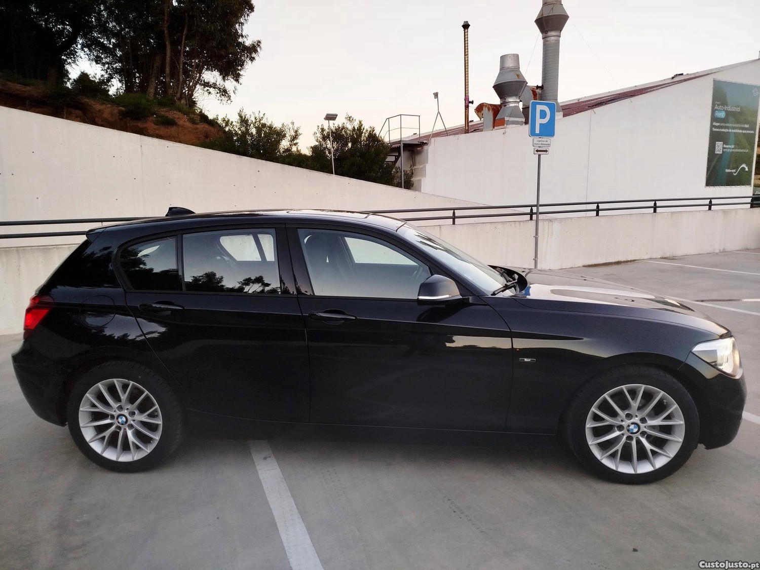 BMW 118 Sport Line — fotografia 7