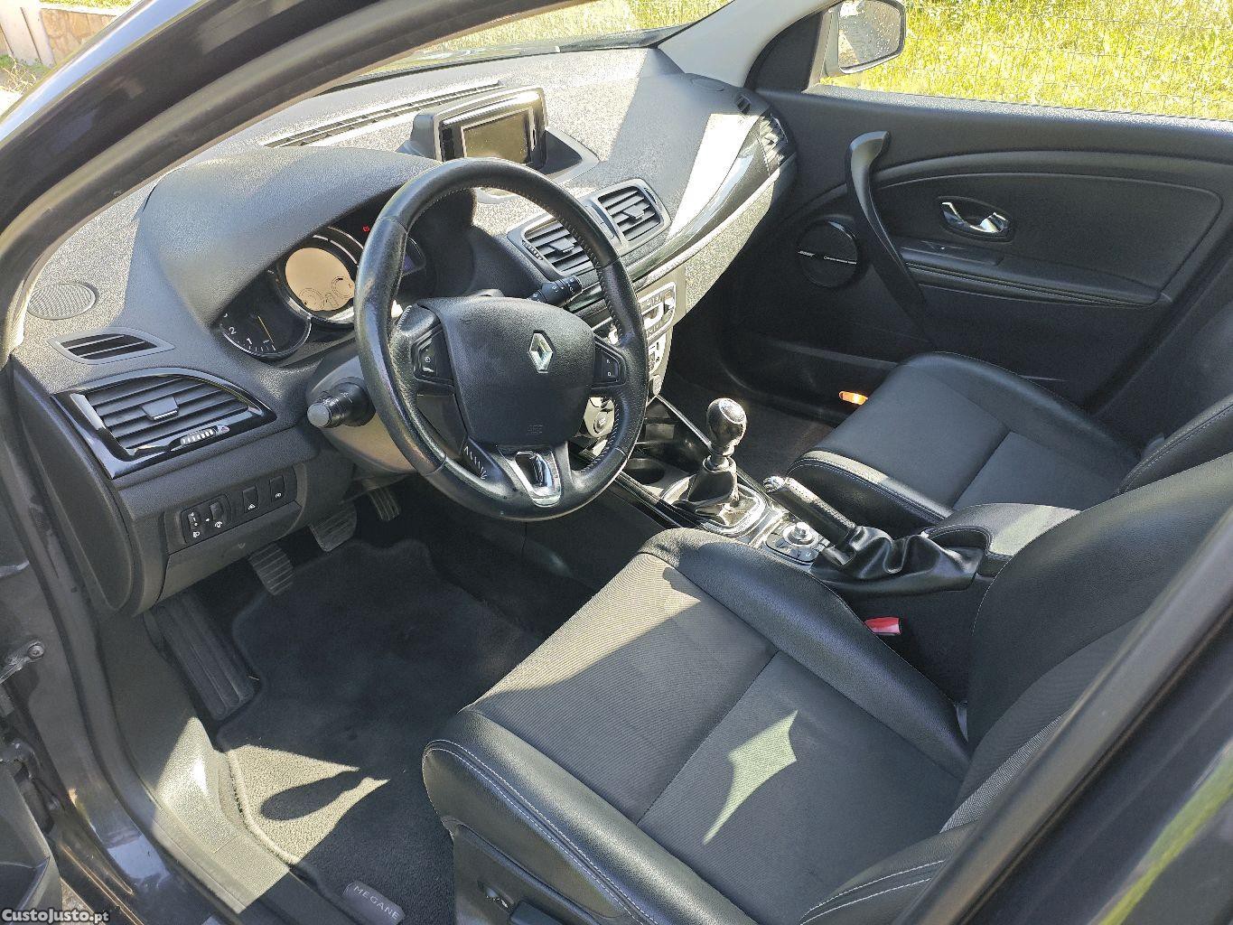 Renault Mégane Bose 1.6DCI - 13 — photo 5