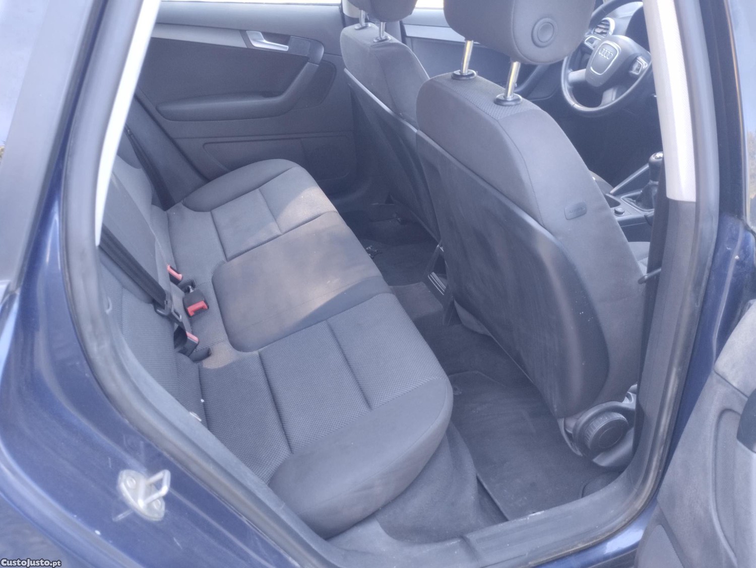 Audi A3 Sportback 1.6 TDI 105cv Attraction c/ Garantia — fotografia 14