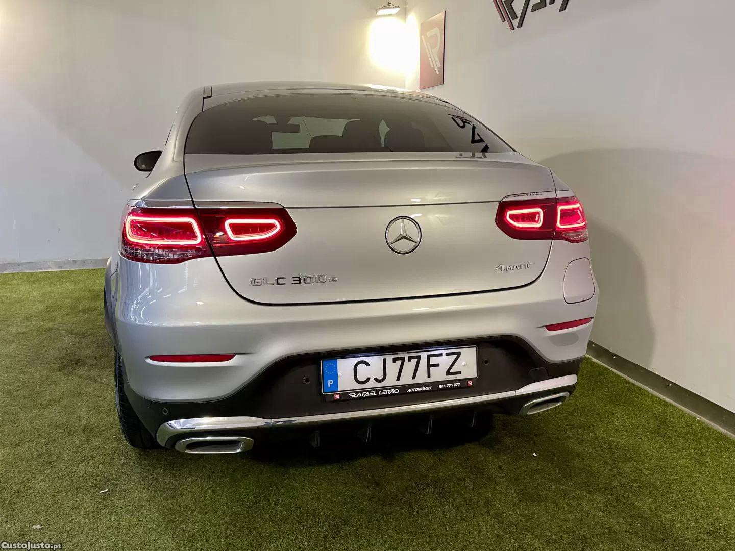 Mercedes-Benz GLC 300 E coupé 4matic — fotografia 25
