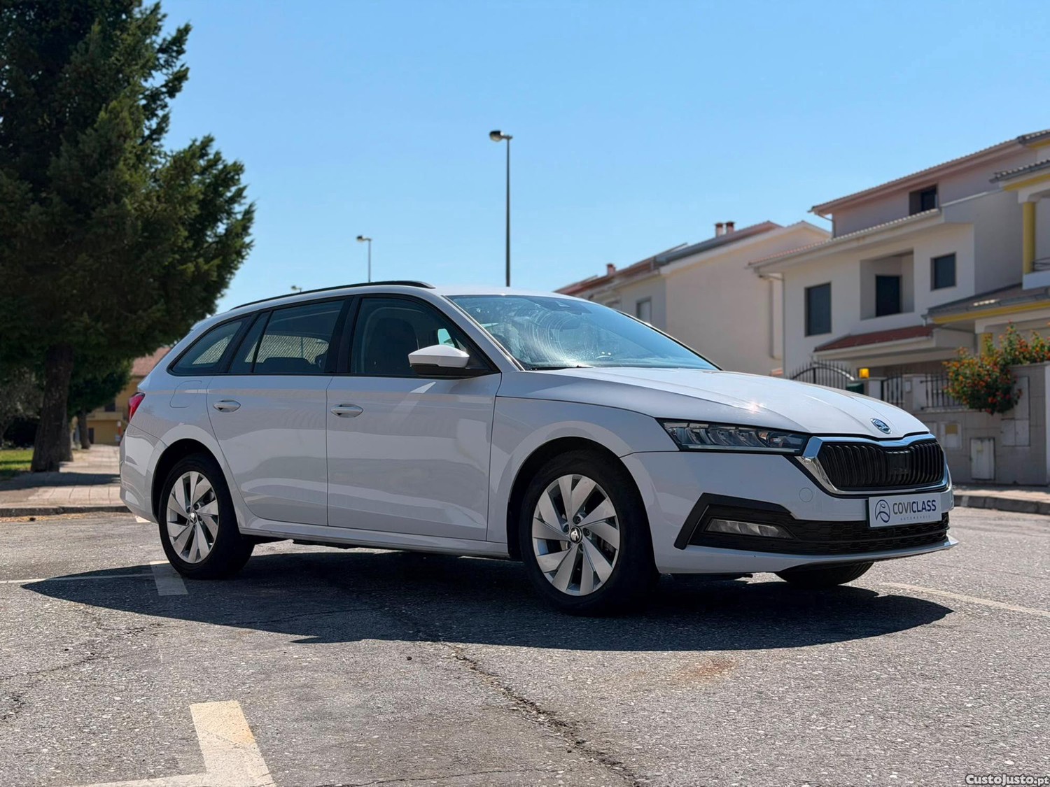 Skoda Octavia 1.4 TSI iV Ambition - 204cv — fotografia 4