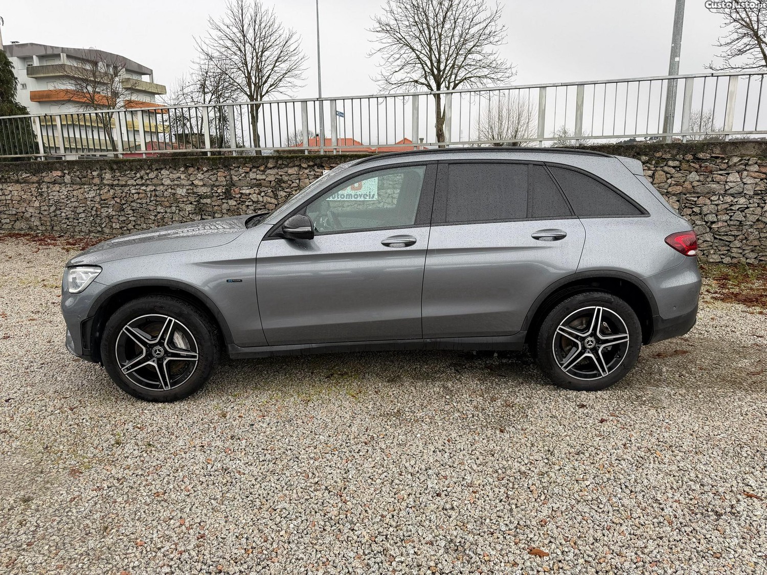 Mercedes-Benz GLC 300 de 4Matic — fotografia 12