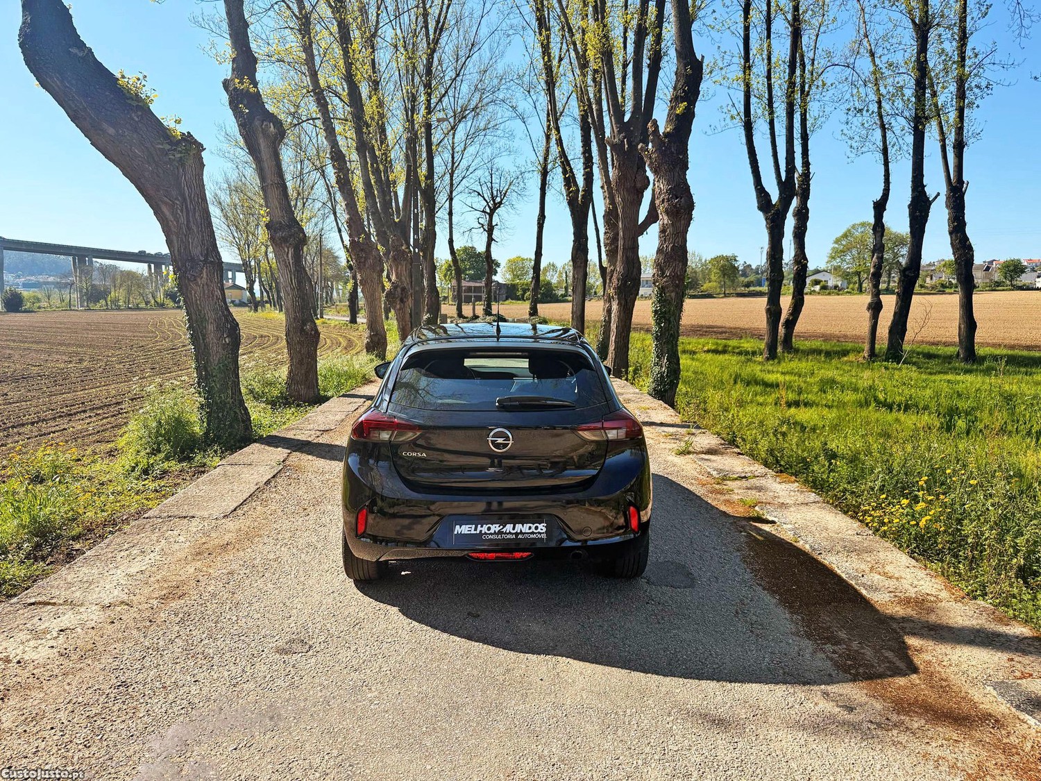 Opel Corsa 1.5 D Elegance — fotografia 14