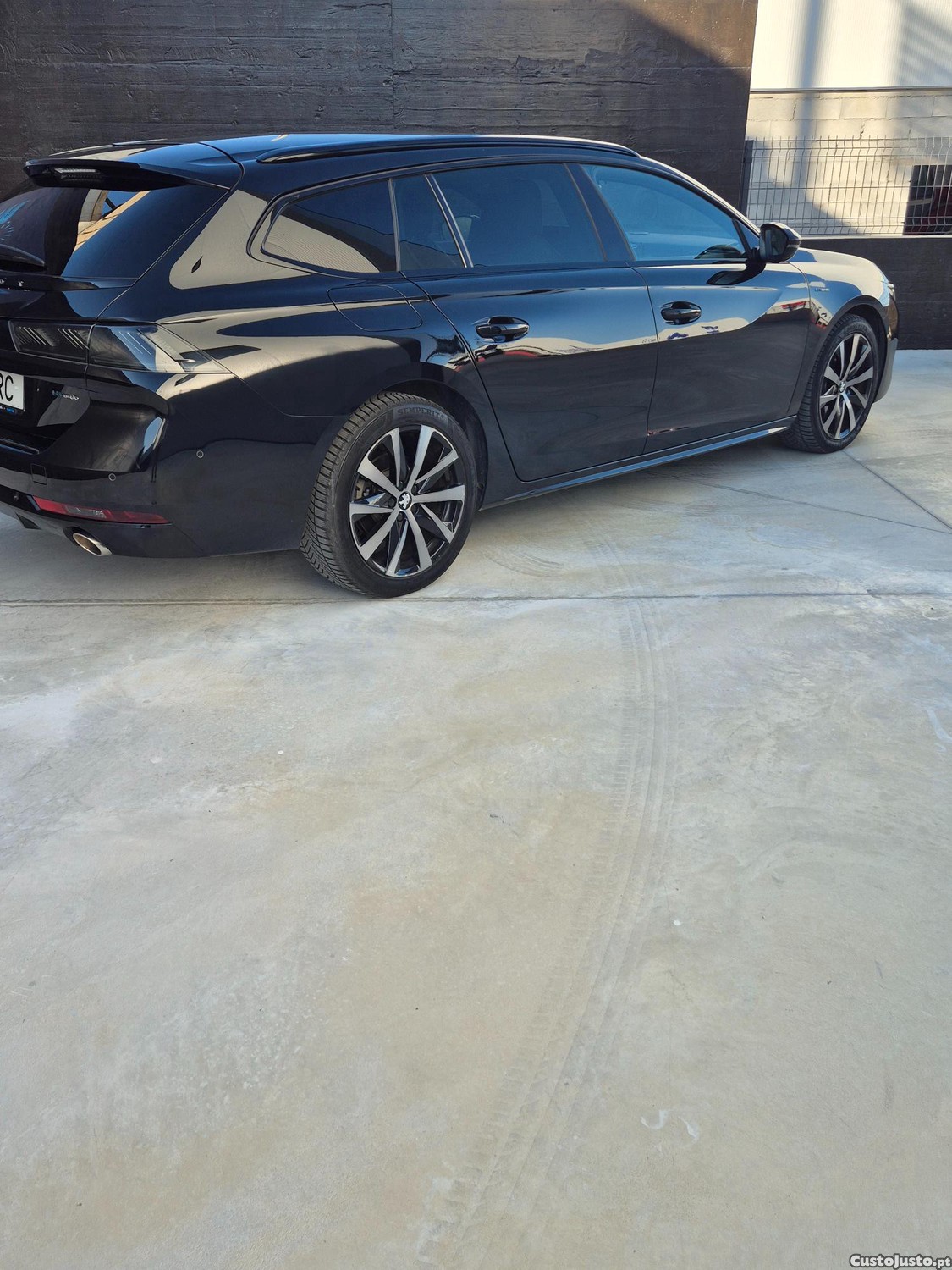 Peugeot 508 1.6 HYBRID GT LINE e-EAT8 — fotografia 5