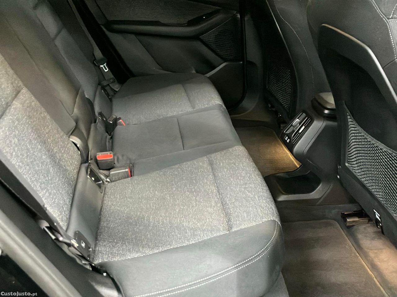 BMW 225 Active Tourer XE e xDrive Line Luxury — fotografia 8