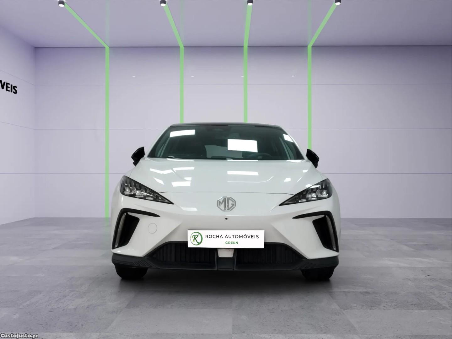 MG  64 kWh Luxury - 23 foto 2