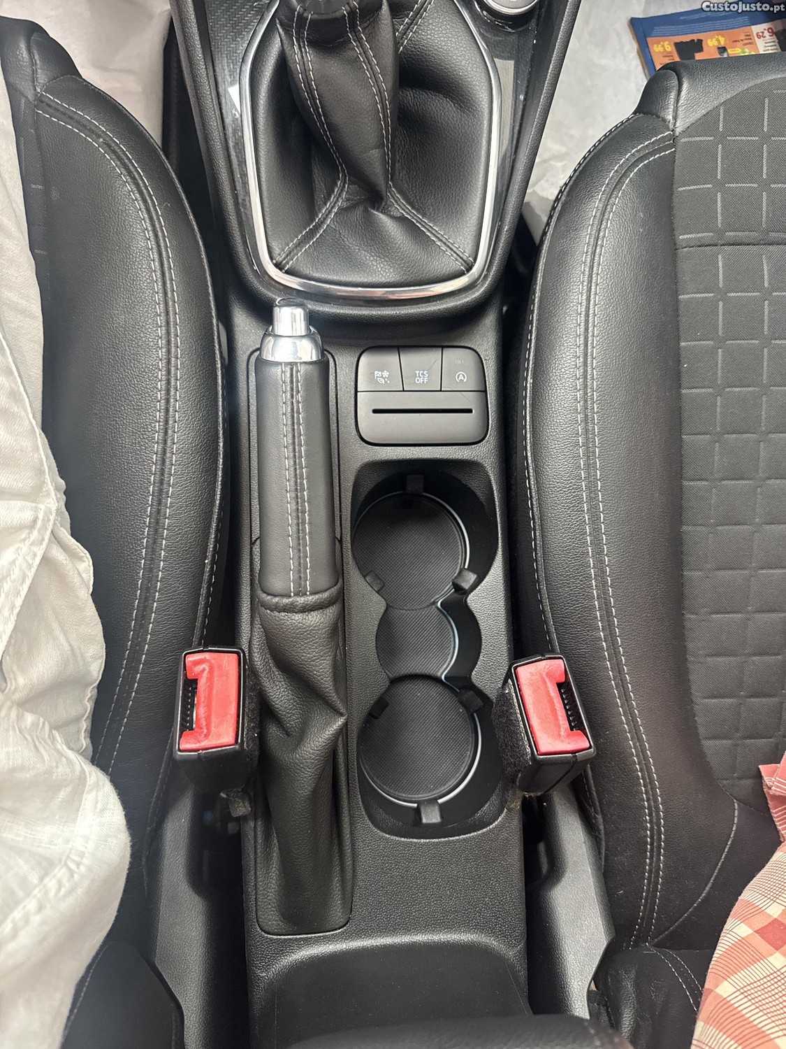 Ford Fiesta 1.0 Ecoboost — fotografia 4