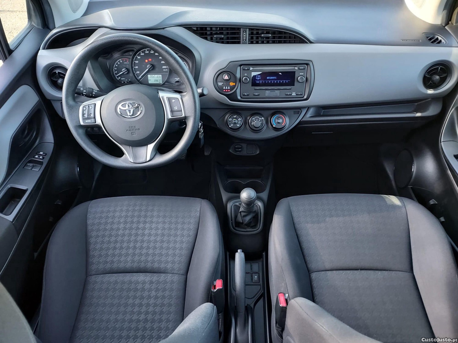 Toyota Yaris 1.0 VVT-i - Nacional — fotografia 7