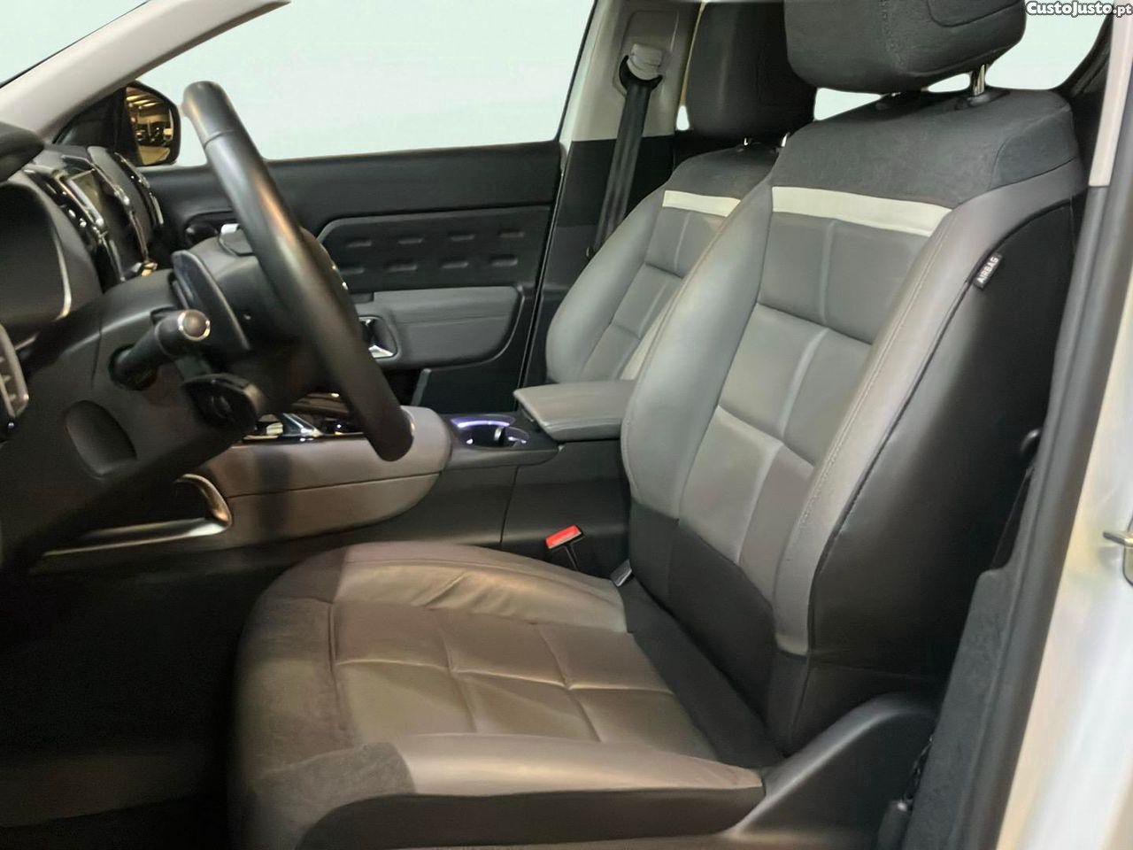 Citroën C5 Aircross 1.6 Hybrid Shine e-EAT8 — fotografia 18