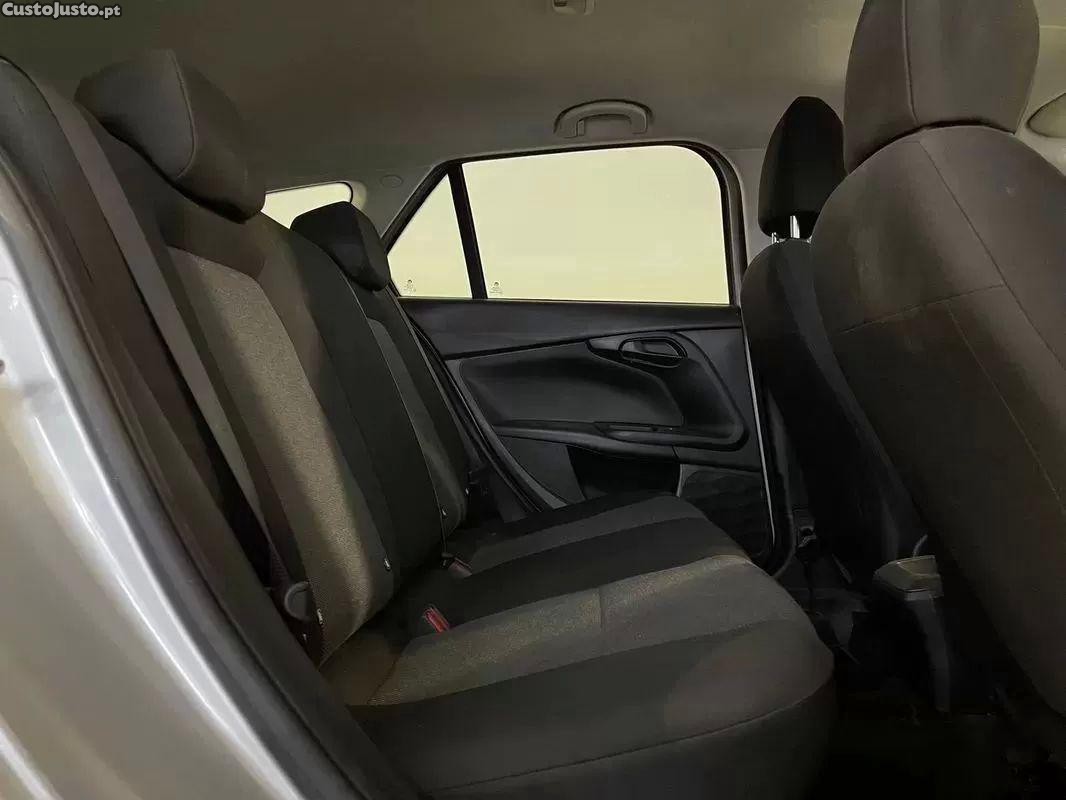 Fiat Tipo 1.3 multijet city life — fotografia 13
