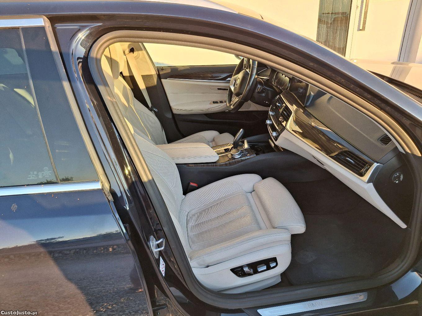 BMW 530 d Touring caixa auto — fotografia 5