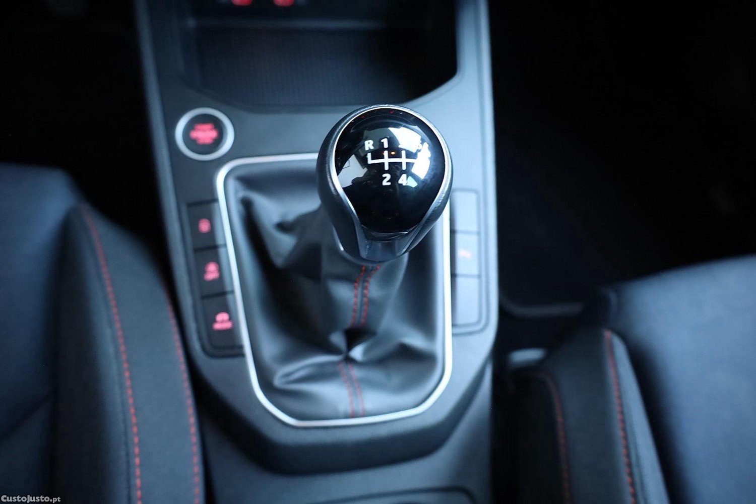 SEAT Ibiza 1.0 TSi FR — fotografia 10
