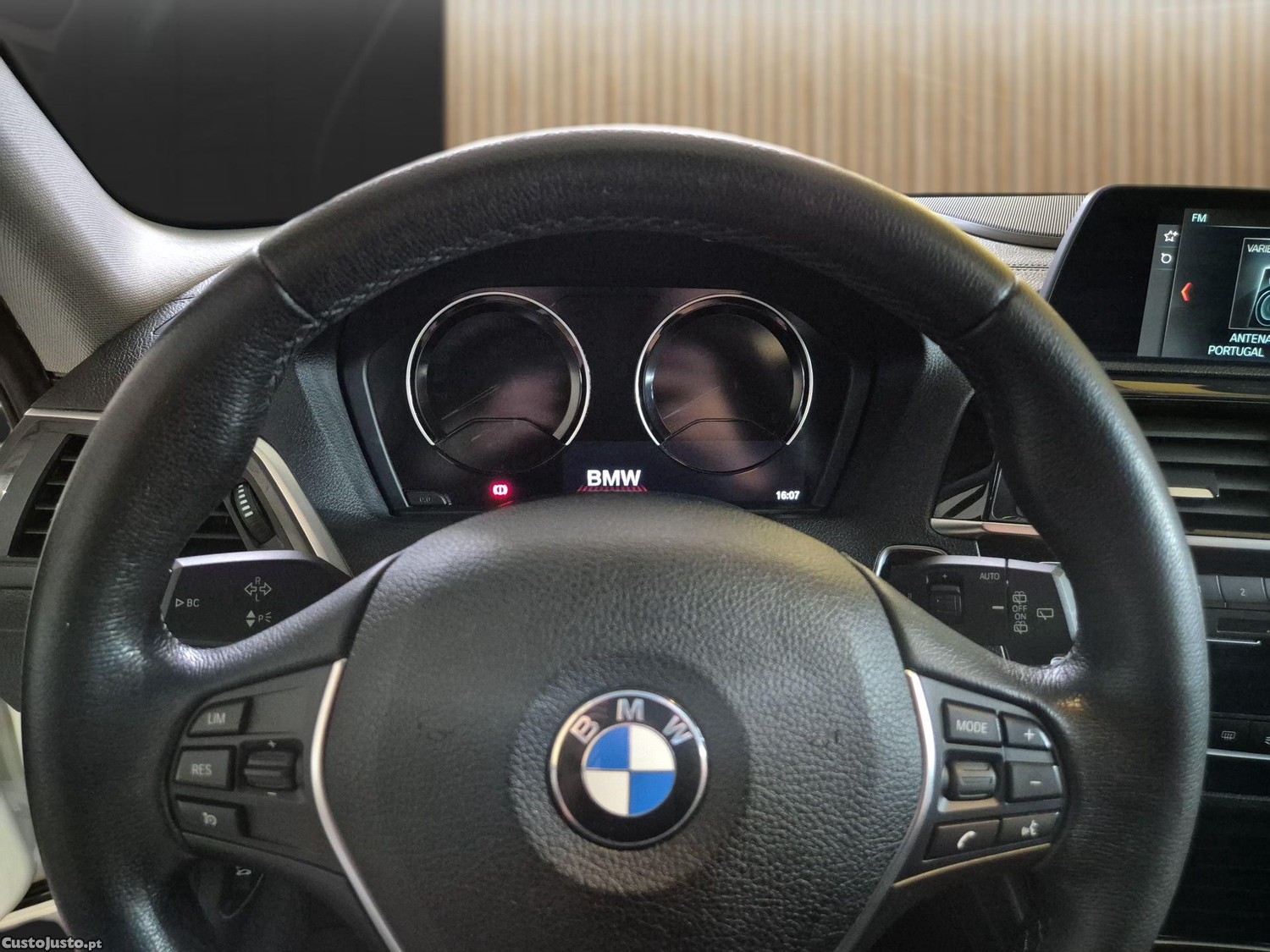 BMW 118 2.0d — fotografia 6