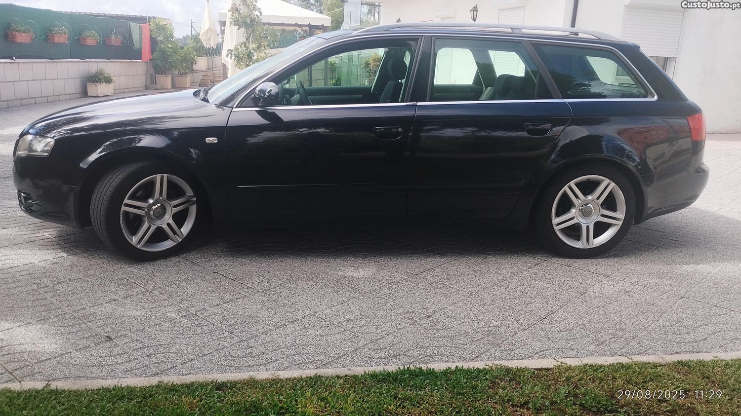 Audi A4 TDI 140cv Caixa Automática — fotografia 3