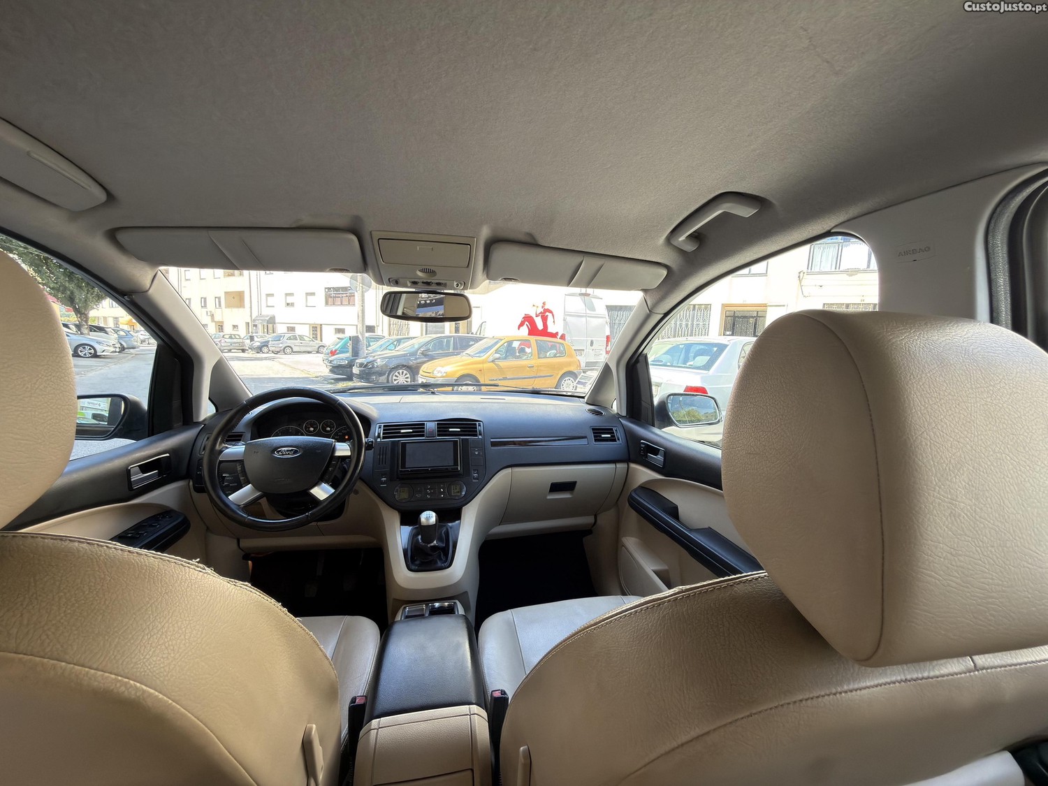 Ford C-Max 2.0TDCI — fotografia 2