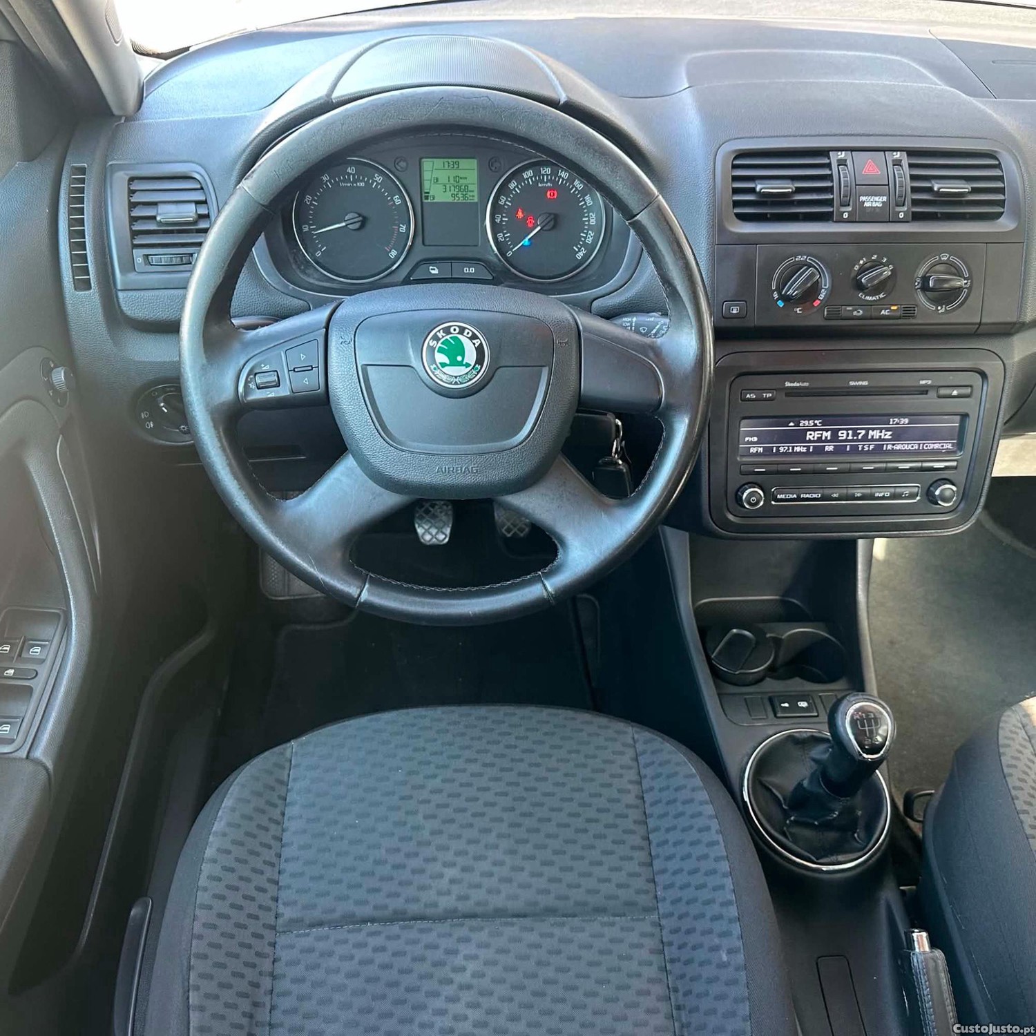 Skoda Fabia Break 1.4 Elegance - 10 foto 4