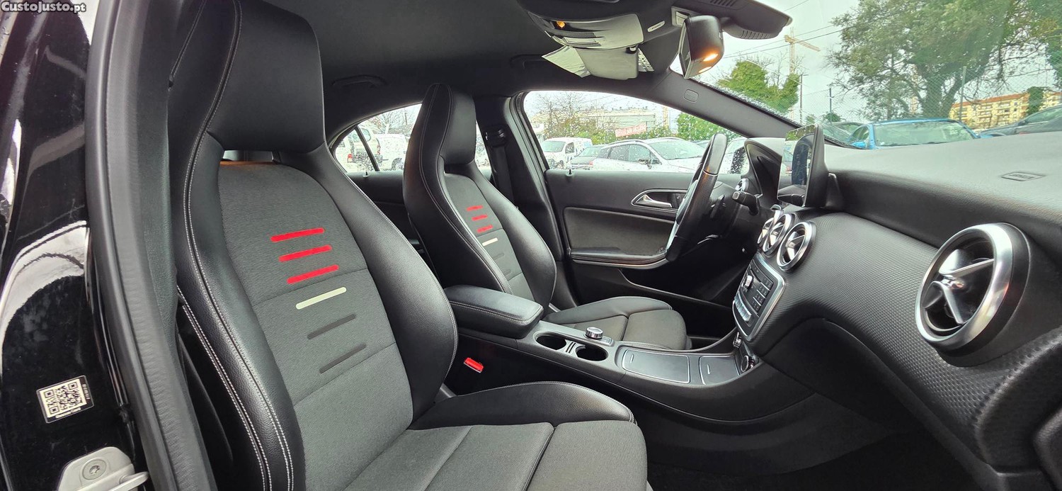 Mercedes-Benz A 200 Cdi Style AMG — fotografia 3
