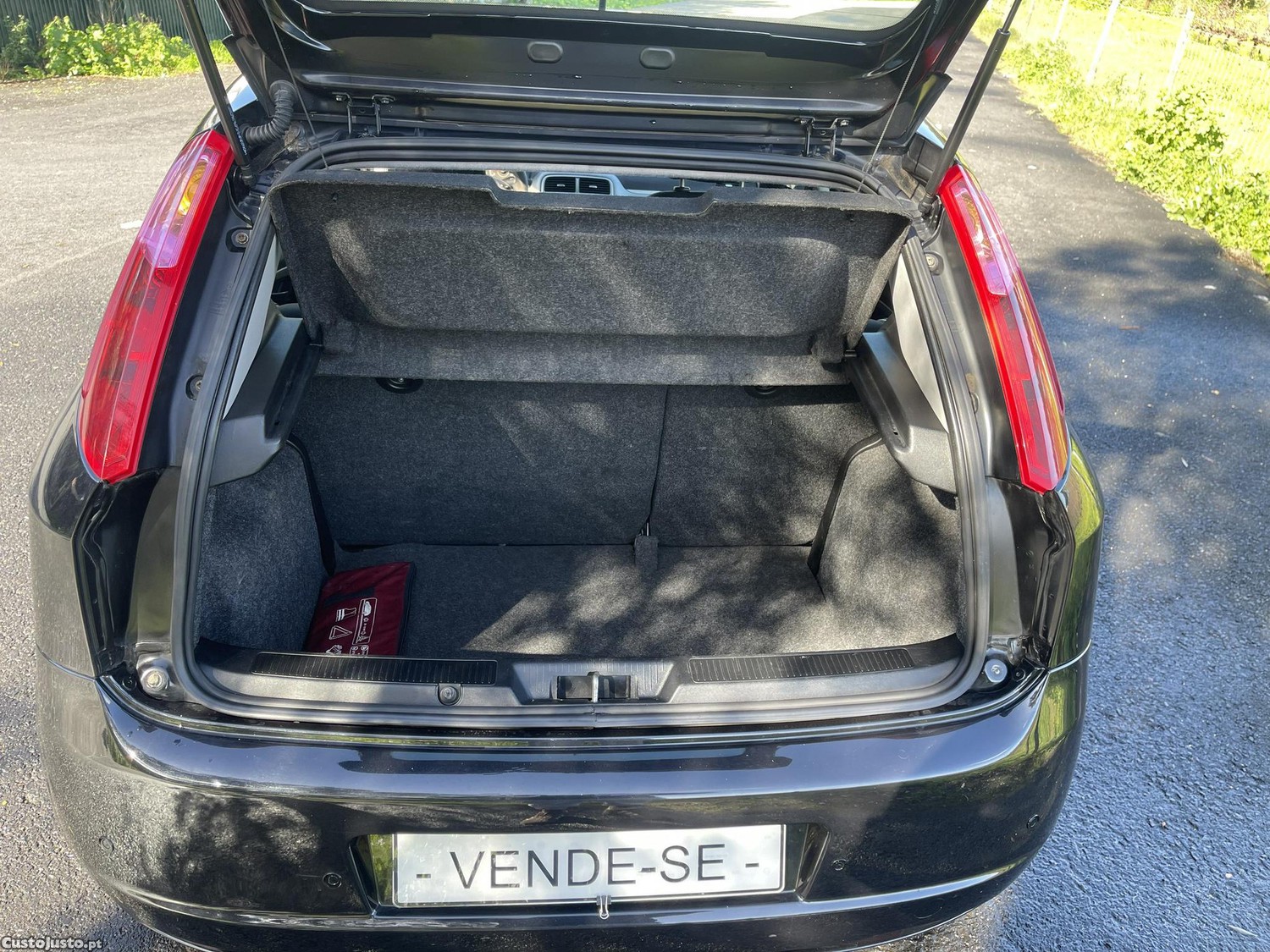 Fiat Grande Punto 1.2 gasolina — fotografia 10