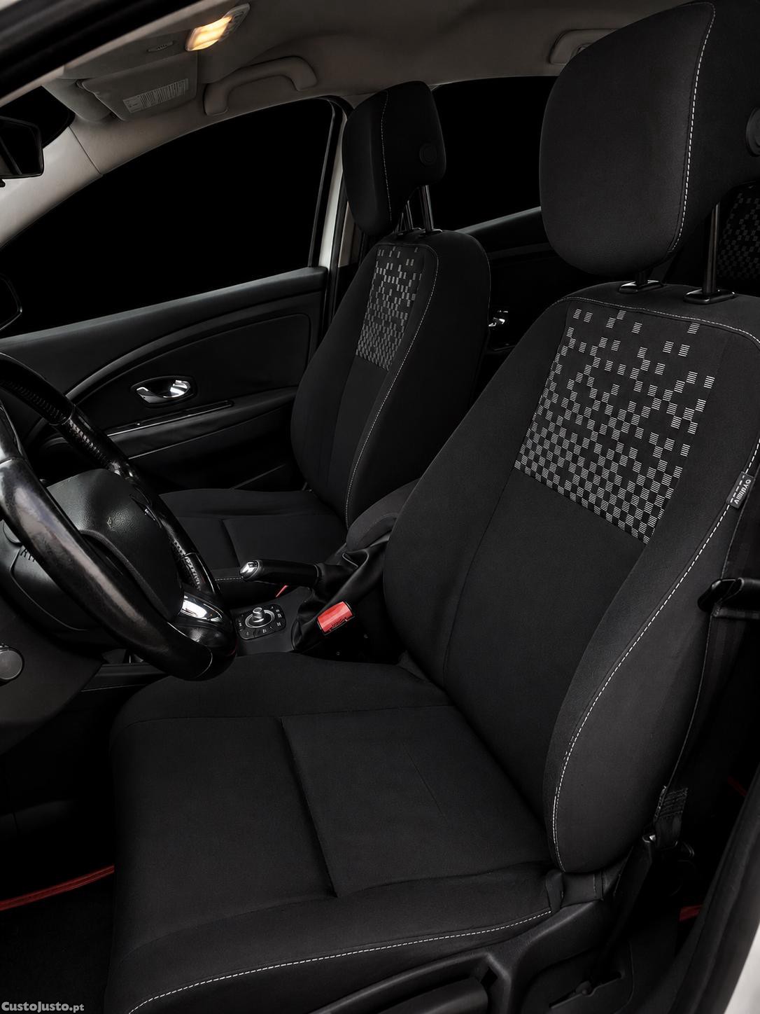 Renault Mégane 1.5DCI LIMITED — fotografia 4