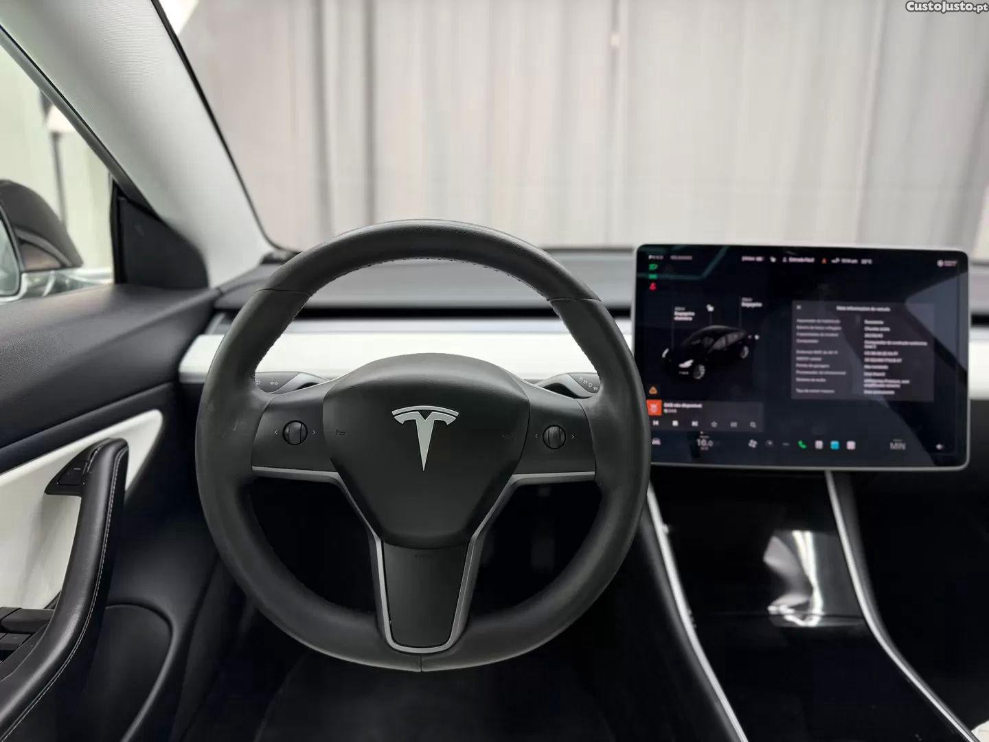 Tesla Model 3 Standard rwd plus — fotografia 7