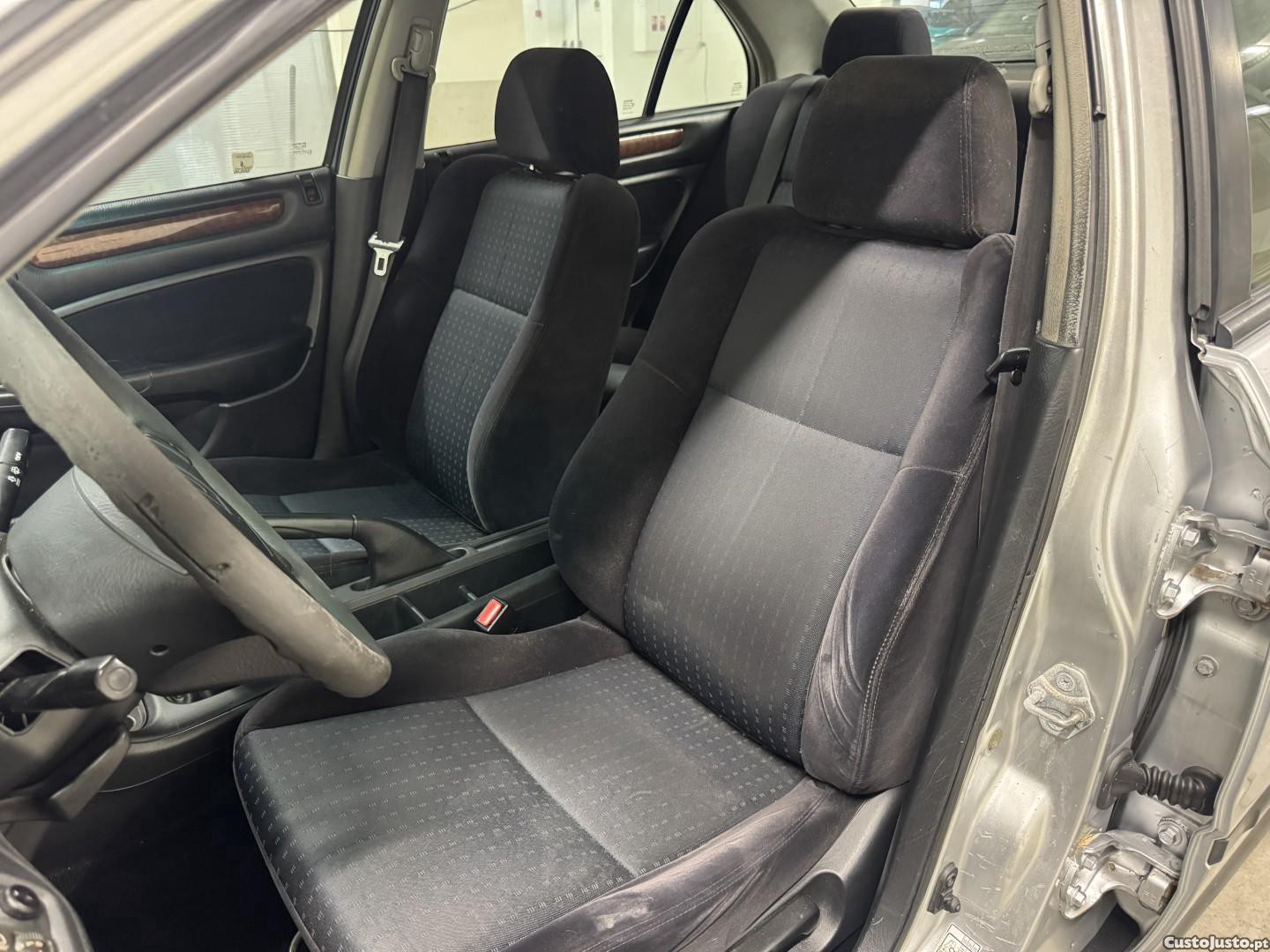 Honda Accord 1.6 LS — fotografia 3