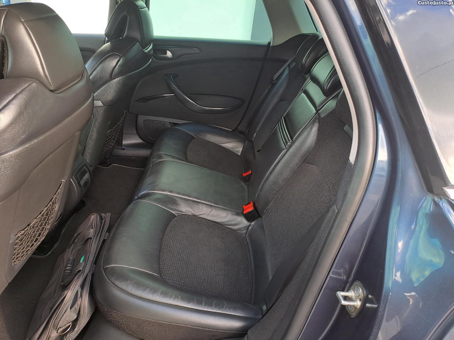 Citroën C5 2.0 163cv. sport tourer exclusive — fotografia 3
