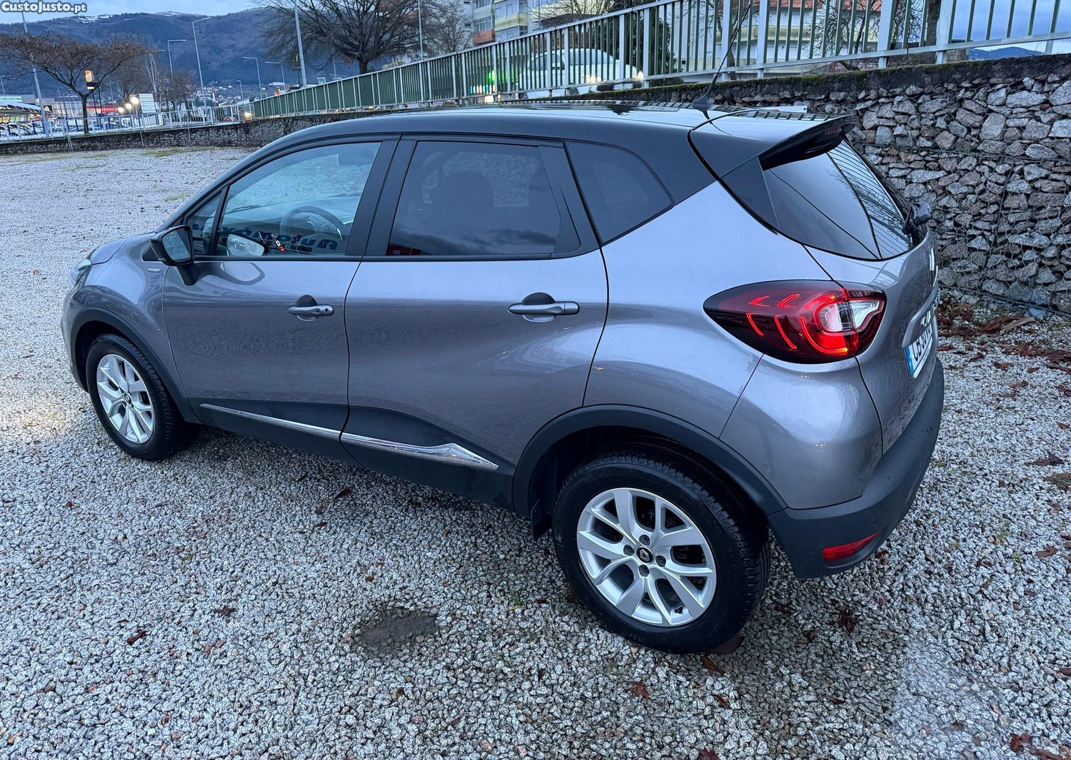 Renault Captur 0.9 TCE Exclusive — fotografia 11